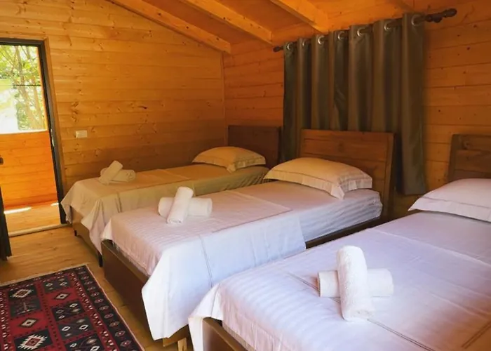 招待所 Bujtina Lindi Rrogam i Shales